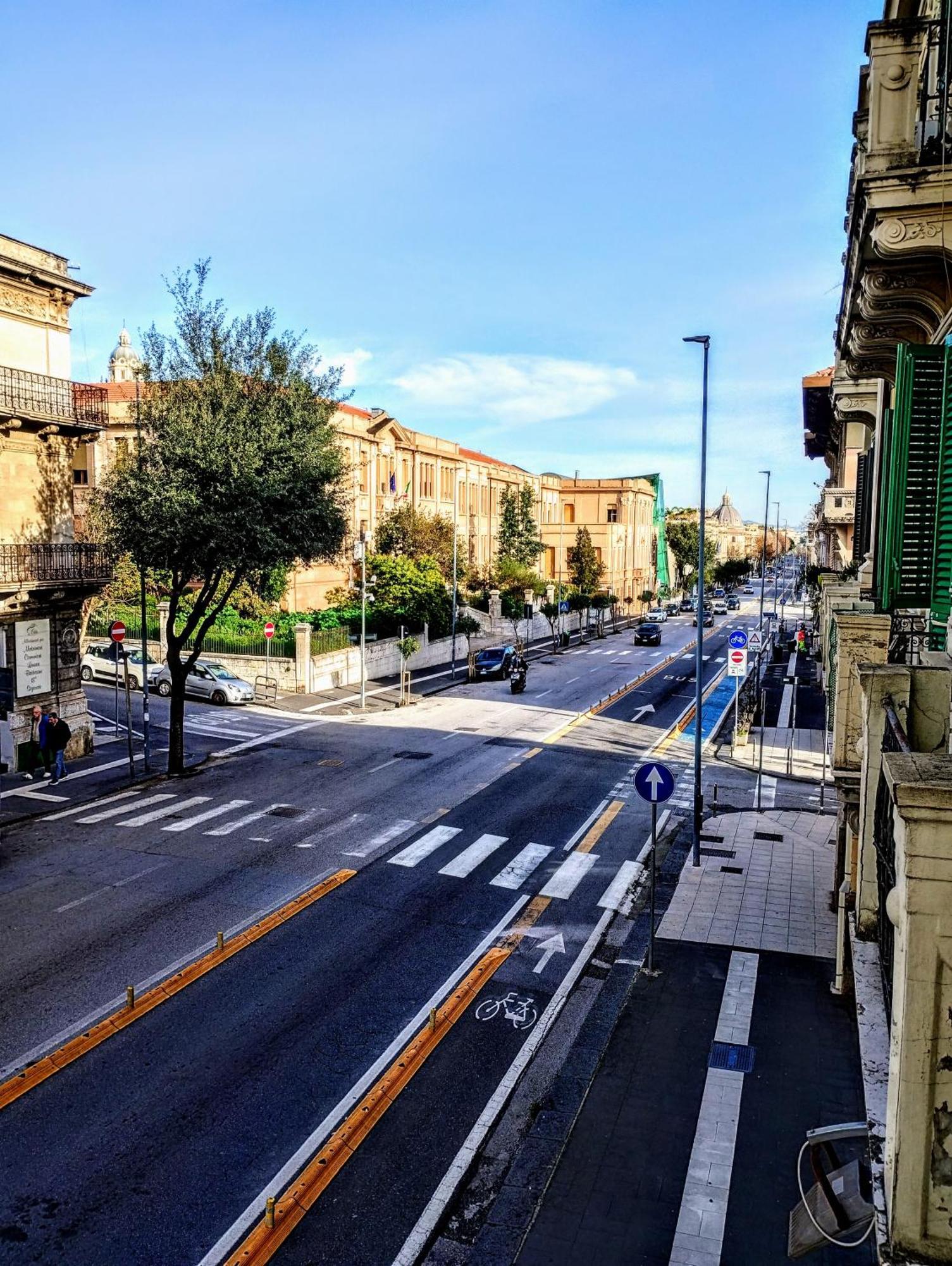 Suleima B&B Messina Centro Exterior photo